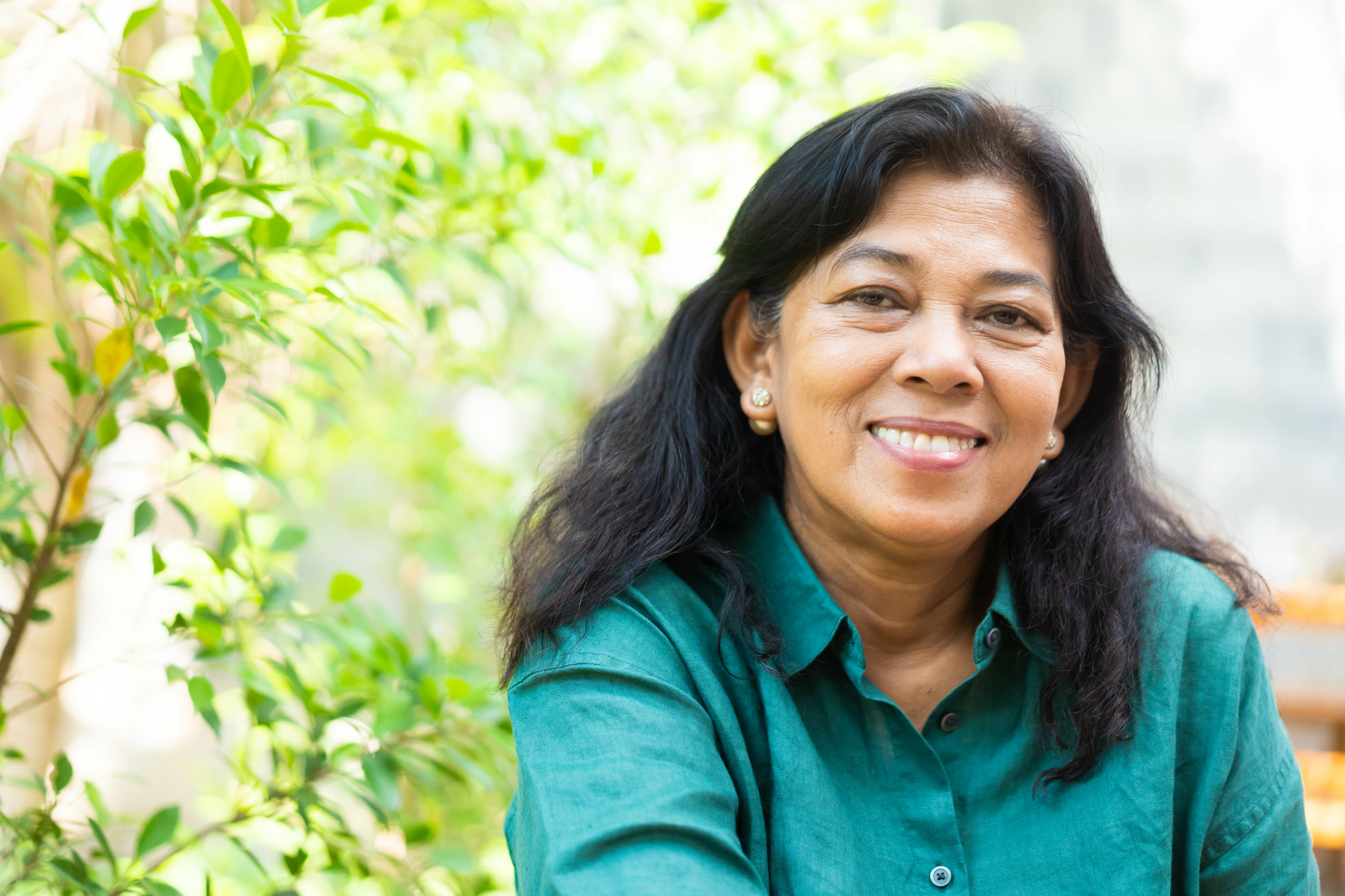 Smiling Macular Society member